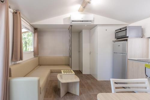 Gallery image of Mobilehome in Lagorce