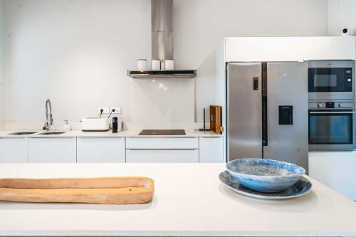 Dapur atau dapur kecil di Villa Numa - Exclusive Seaside Escape