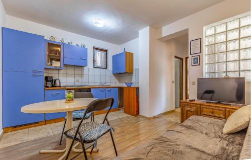 1 Bedroom Amazing Apartment In Medulin