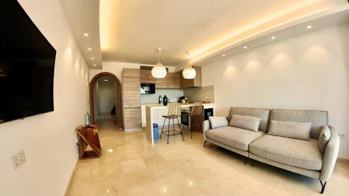 Seaside Golf haven in Cabopino Marbella