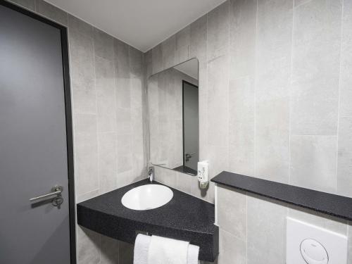 Ванная комната в B&B Hotel Erfurt City-West