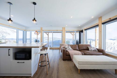 Posezení v ubytování Ski Chalet with Spa - Mountain - La Boheme