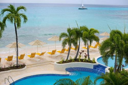 Бассейн в The House, An Autograph Collection All-Inclusive Resort - Adults Only или поблизости