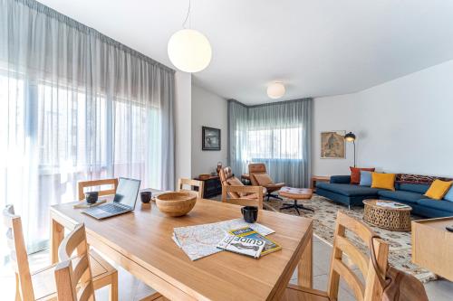 UNYCA - Bright Florence Apartment