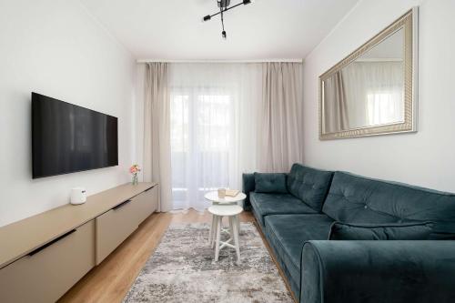 Stylish One Bedroom Apartment in Wrocław by Noclegi Renters