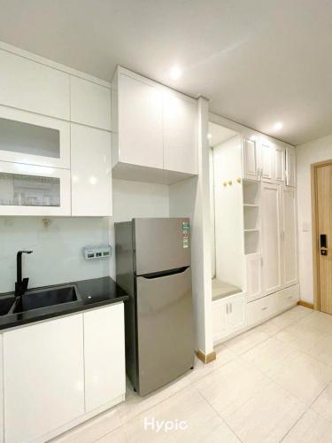 Η κουζίνα ή μικρή κουζίνα στο Bai Chay Apartment