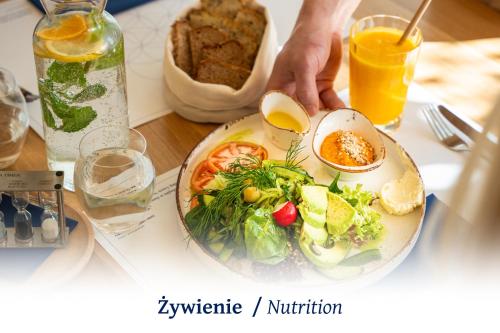 Jídlo v hotelu nebo okolí