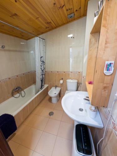 Gallery image of Albergue de Peregrinos La Espiral in Finisterre
