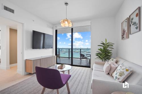 Stylish Apartments with Partial Ocean Views in Downtown! photo 215