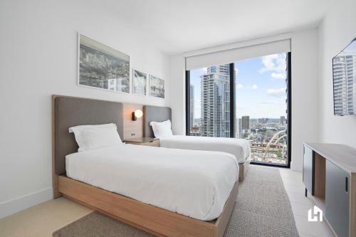 Stylish Apartments with Partial Ocean Views in Downtown! photo 213