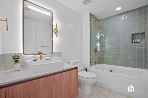 Stylish Apartments with Partial Ocean Views in Downtown! photo 220