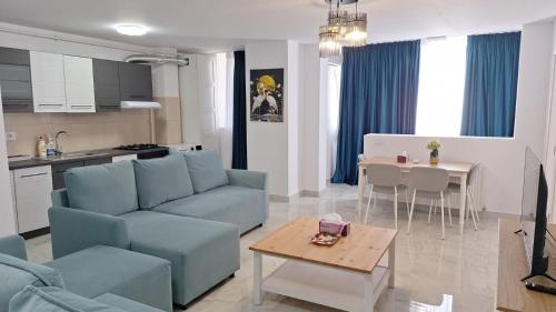Posezení v ubytování Sir Fundeni Hotel