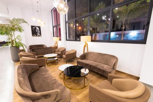 Coin salon dans l'établissement L'Adresse Dakar