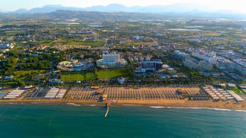 Landskap semula jadi dekat dengan resort