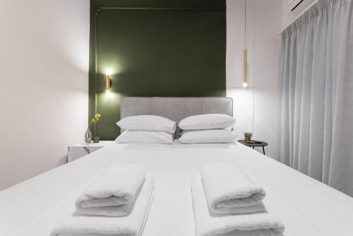 F & B Collection - 3 Bedroom Flat