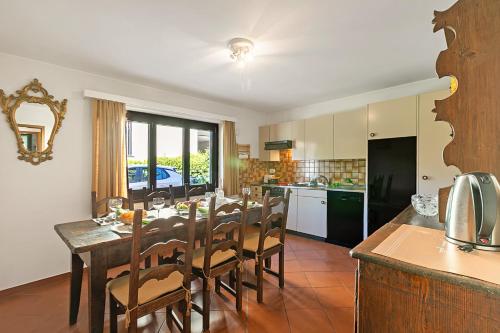 Η κουζίνα ή μικρή κουζίνα στο Casa Ana 1 - Losone Center - Happy Rentals