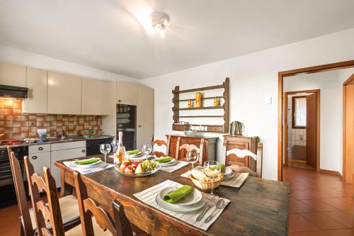 Η κουζίνα ή μικρή κουζίνα στο Casa Ana 1 - Losone Center - Happy Rentals