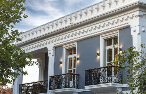 Victoria Mansion A Luxurious Neoclassical Experience