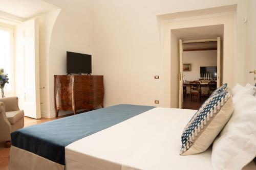 Ruffo Apartment