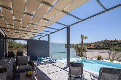 Πισίνα στο ή κοντά στο Villa Me & You - With 2 Private Pools
