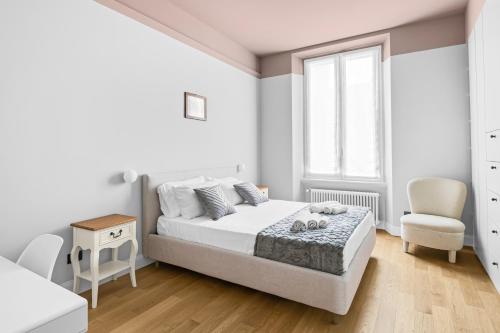 Luxury Penthouse - 5 min to Duomo