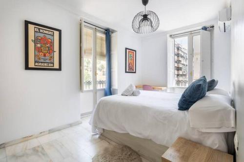 Super Flat 3 rooms 1 toilet Center wifi AC
