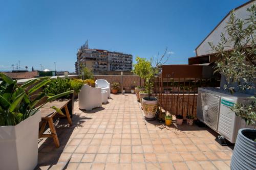 Casa Raffaela with Terrace by Wonderful Italy