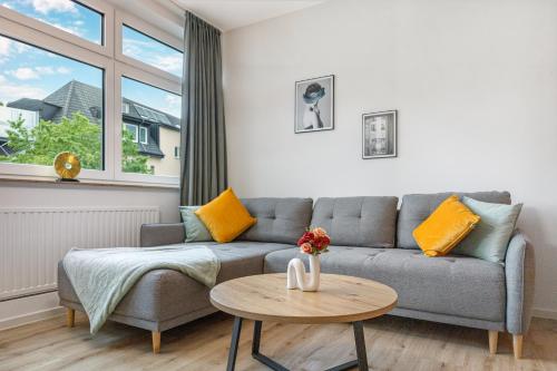 Ruang duduk di Exklusives Studio - Zentral Innenstadtlage - Kostenloser Parkplatz - Aufzug - Modern für bis zu 4 Personen - Smart Home