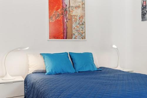 Charming studio apt with big Terrace