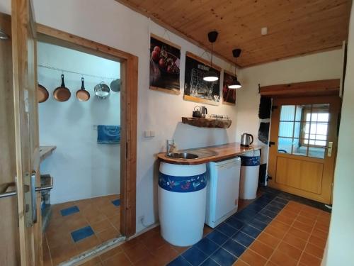 Dapur atau dapur kecil di sea view with cozy home
