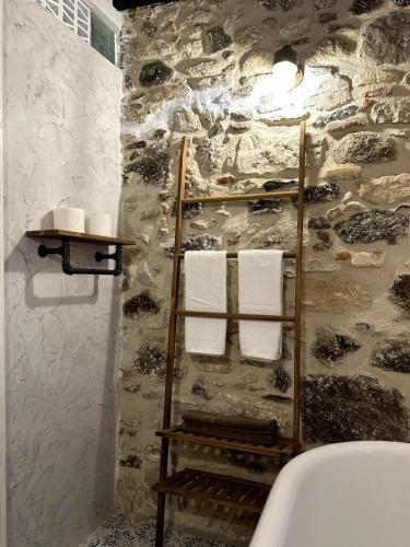 Koupelna v ubytování Casas di Pietra