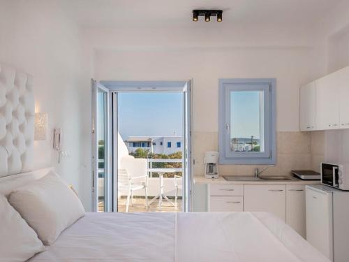 Φωτογραφία από το άλμπουμ του Aliki Bay Luxury Studios 2 σε Κάμπος Πάρου