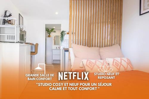 Ένα ή περισσότερα κρεβάτια σε δωμάτιο στο Studio cosy proche de Bordeaux