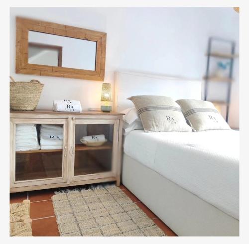 Cama o camas de una habitación en El Refugio de Alcolea, Alpujarra Almeriense