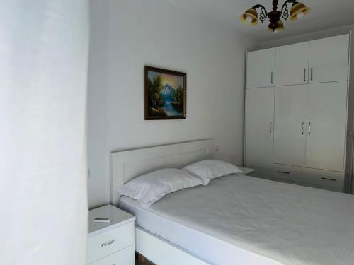 Gallery image of Freskia apartment , Golem in Golem