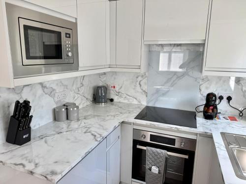Beautiful City Centre Apartment 2BR photo 13