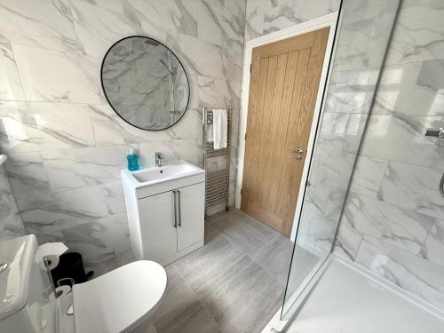 Beautiful City Centre Apartment 2BR photo 15
