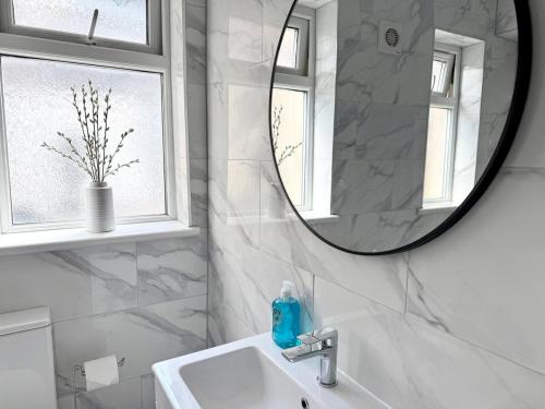 Beautiful City Centre Apartment 2BR photo 18