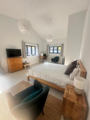 Gallery image of The Barn, Little Bovey Farm in Venn Cross Station