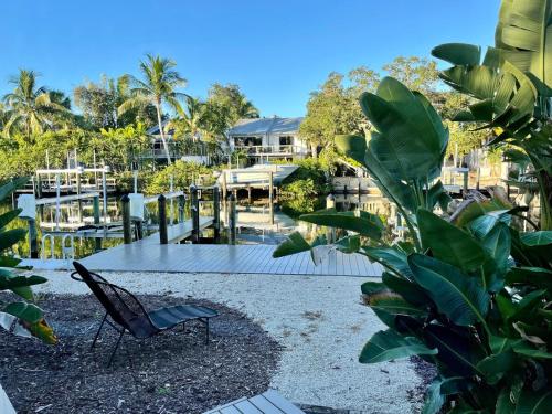 Φωτογραφία από το άλμπουμ του Mid Century Meets Boaters Dream σε Siesta Key