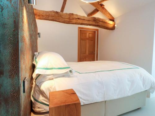 Cama o camas de una habitación en Carden Laithe Barn