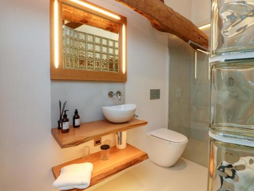 Un baño de Carden Laithe Barn