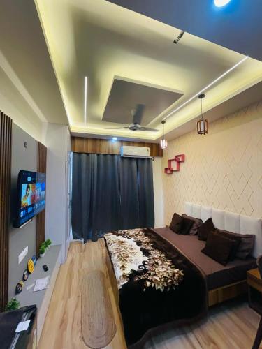 Televisyen dan/atau pusat hiburan di Visitor stop