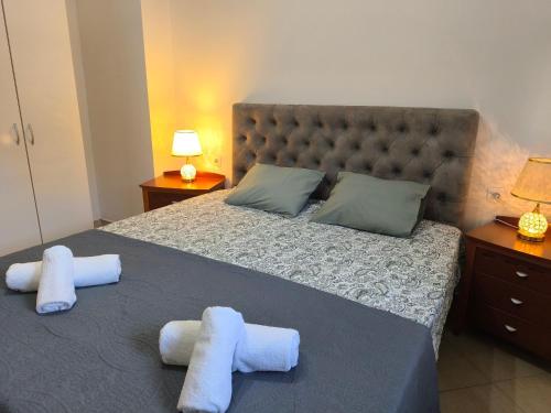 Ένα ή περισσότερα κρεβάτια σε δωμάτιο στο House Alexandros