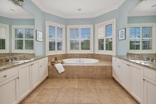 Koupelna v ubytování 19 Coast - Oleander Cottage