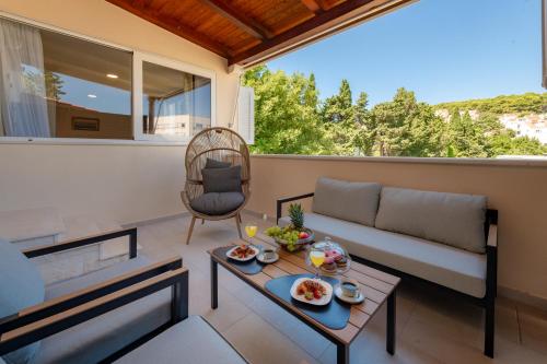 Virgo Apartment