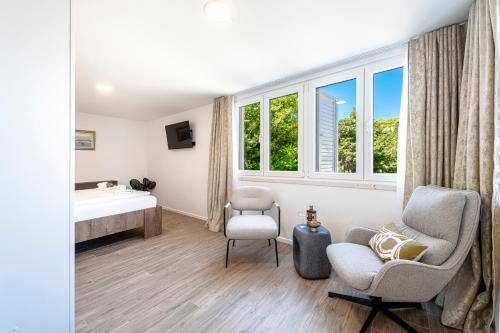 Virgo Apartment
