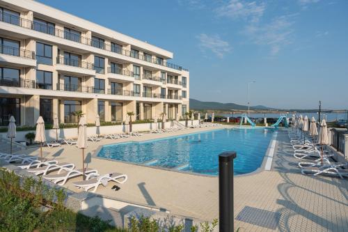 Πισίνα στο ή κοντά στο Costa Azzurra Apartments