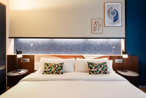 Crowne Plaza Madrid - Centre Retiro by IHG photo 32