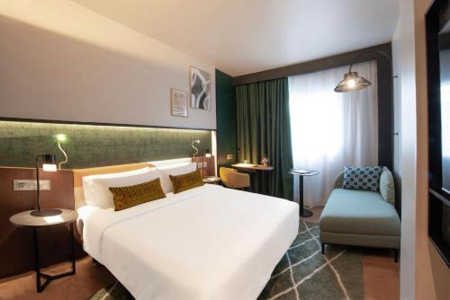 Crowne Plaza Madrid - Centre Retiro by IHG photo 27